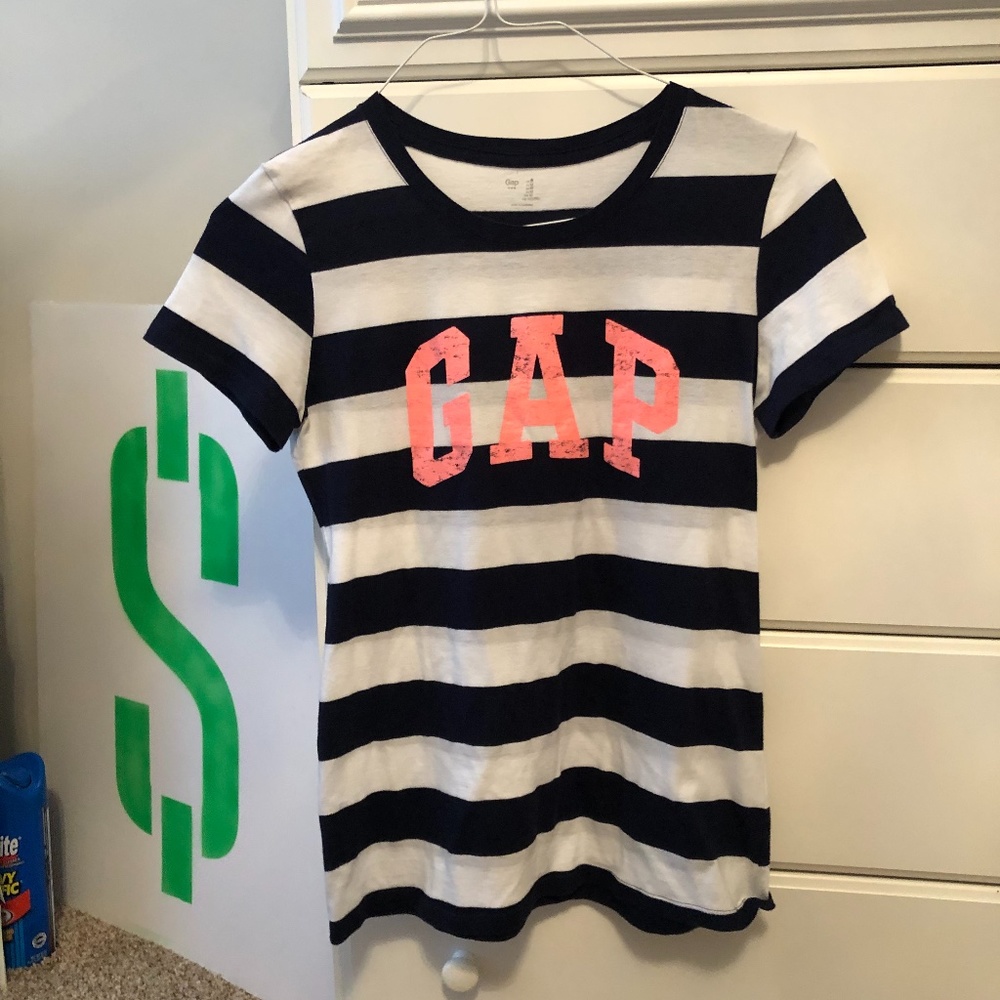 Gap Logo Tee